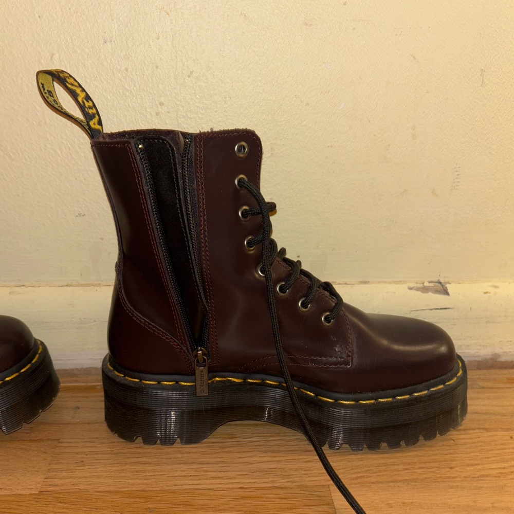 Platform Jadon Doc Martens in Burgundy Red Size 8 - Picture 6 of 10